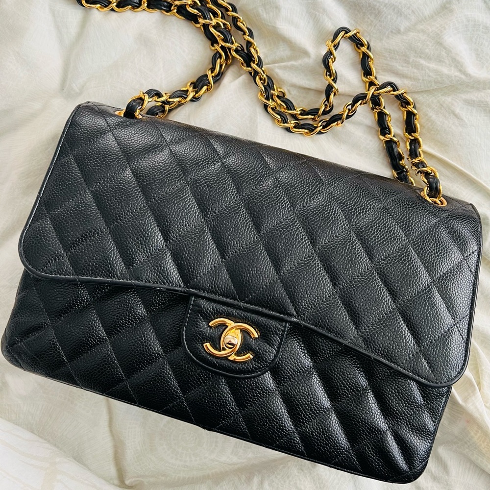 CHANEL- Caviar Quilted Jumbo Double Flap Black - Gold Hardware